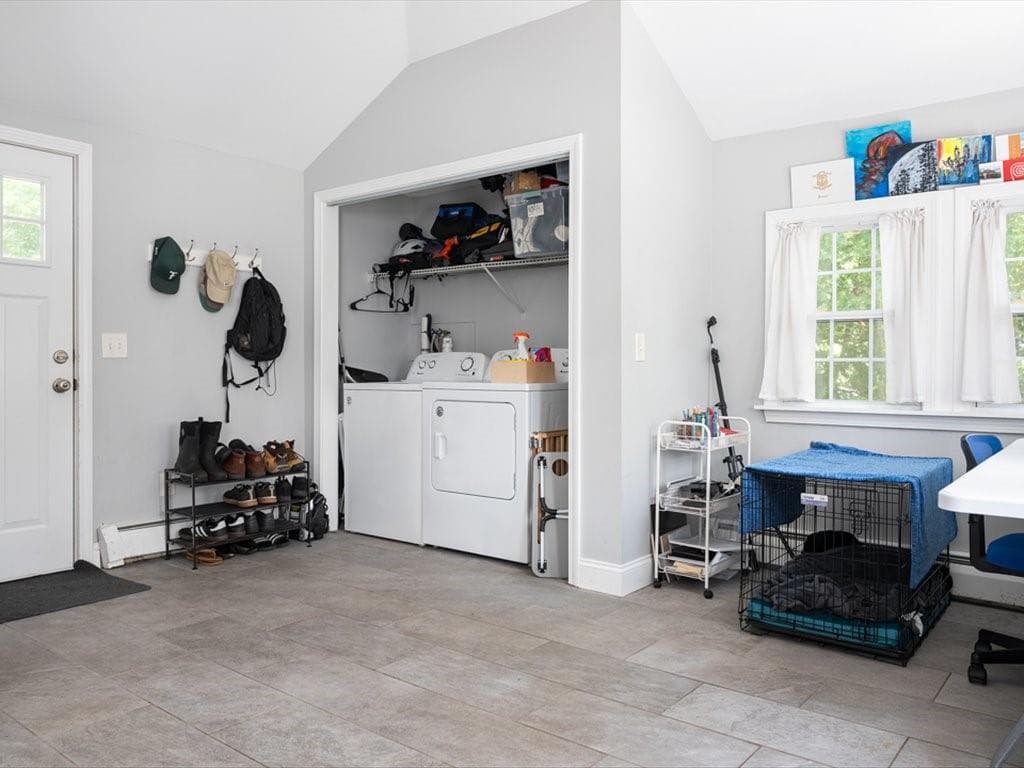 5 Brown Avenue photo 16