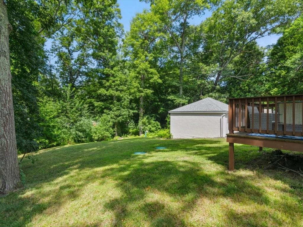 5 Brown Avenue photo 7