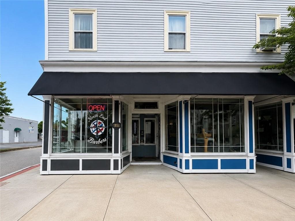 1191 Main Street