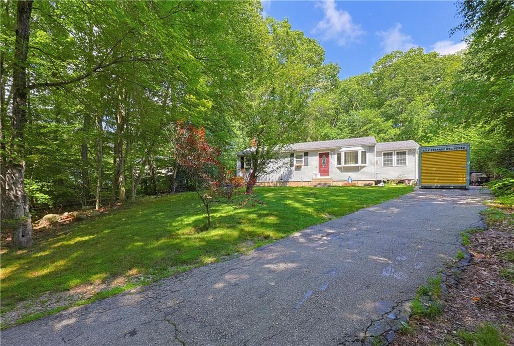 Single Family Residence at 417 Lake Washington Drive, Glocester, photo 2 of 23