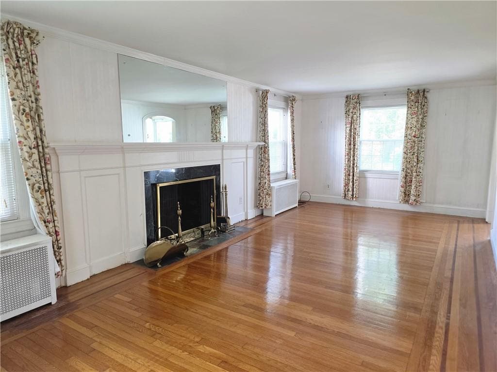44 Betsey Williams Drive photo 2