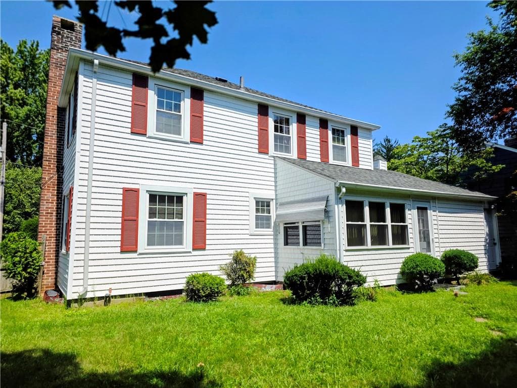 44 Betsey Williams Drive photo 30