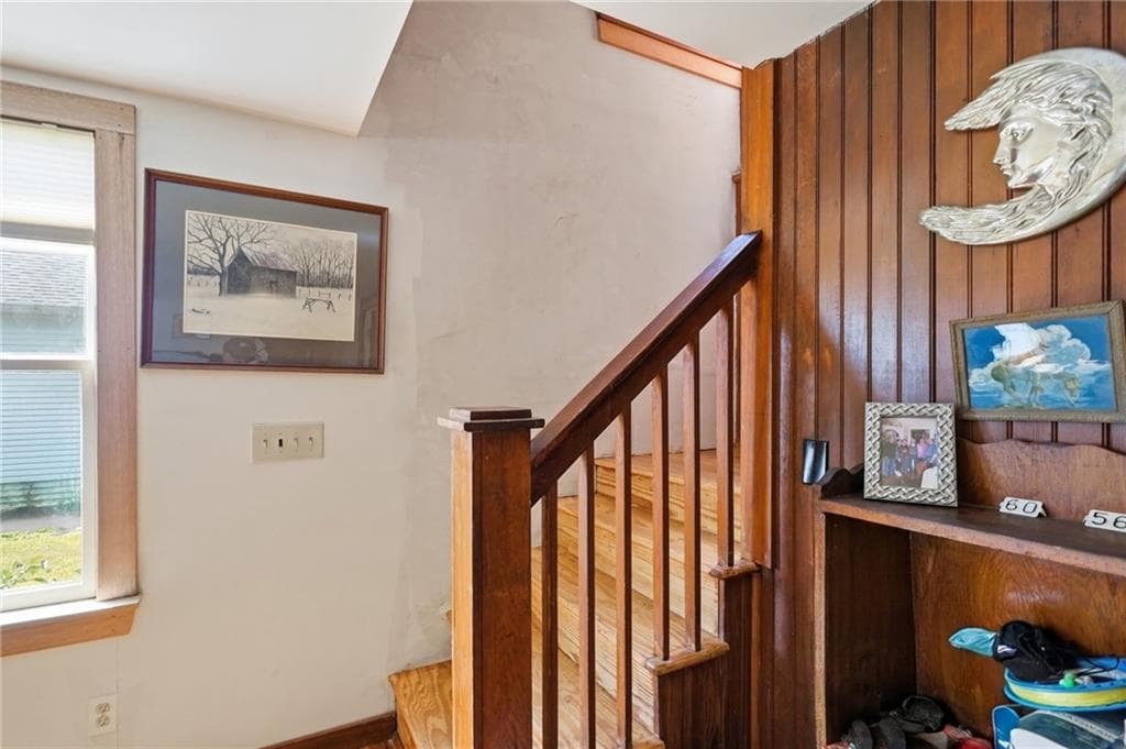 84 Narragansett Street photo 18