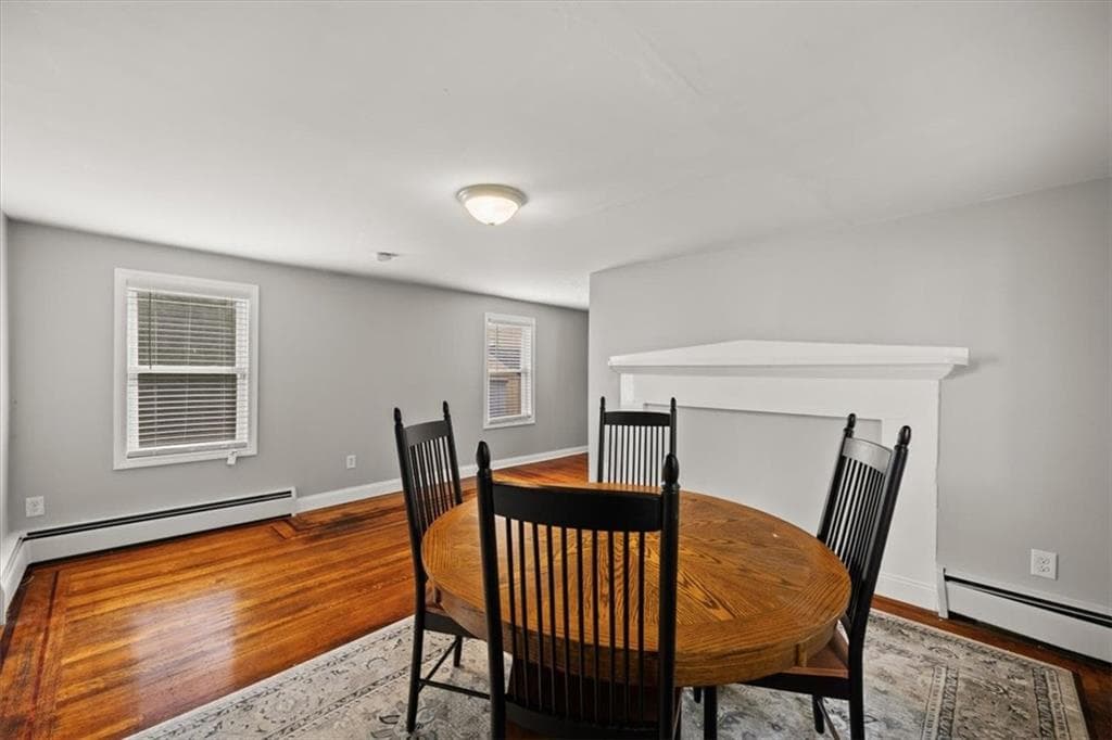 312 Blackstone Street photo 12