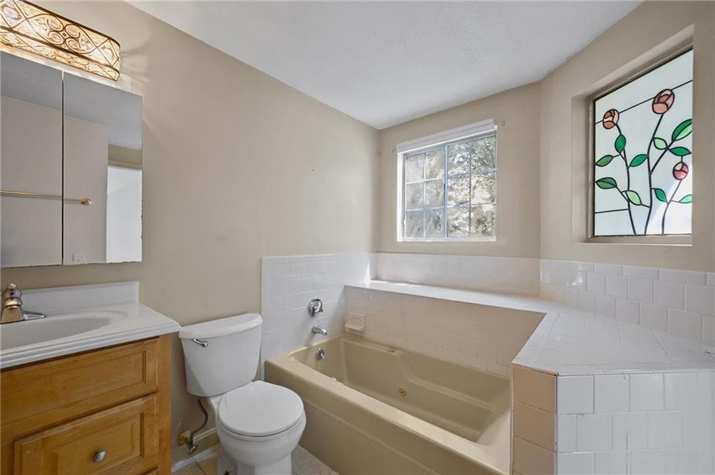 18 Pond Court UNIT C photo 23