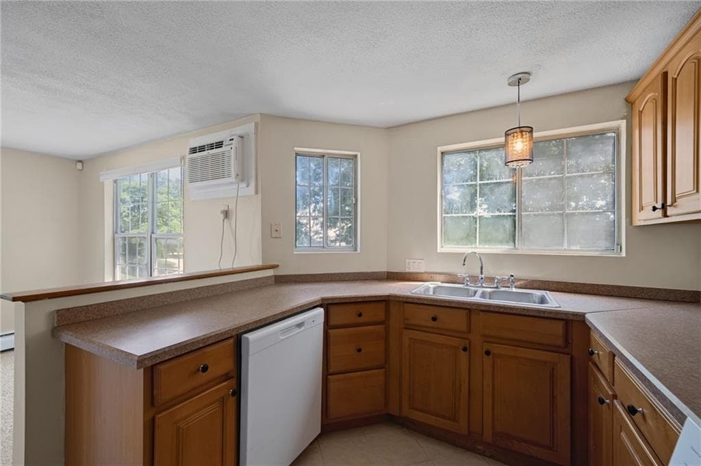18 Pond Court UNIT C photo 11