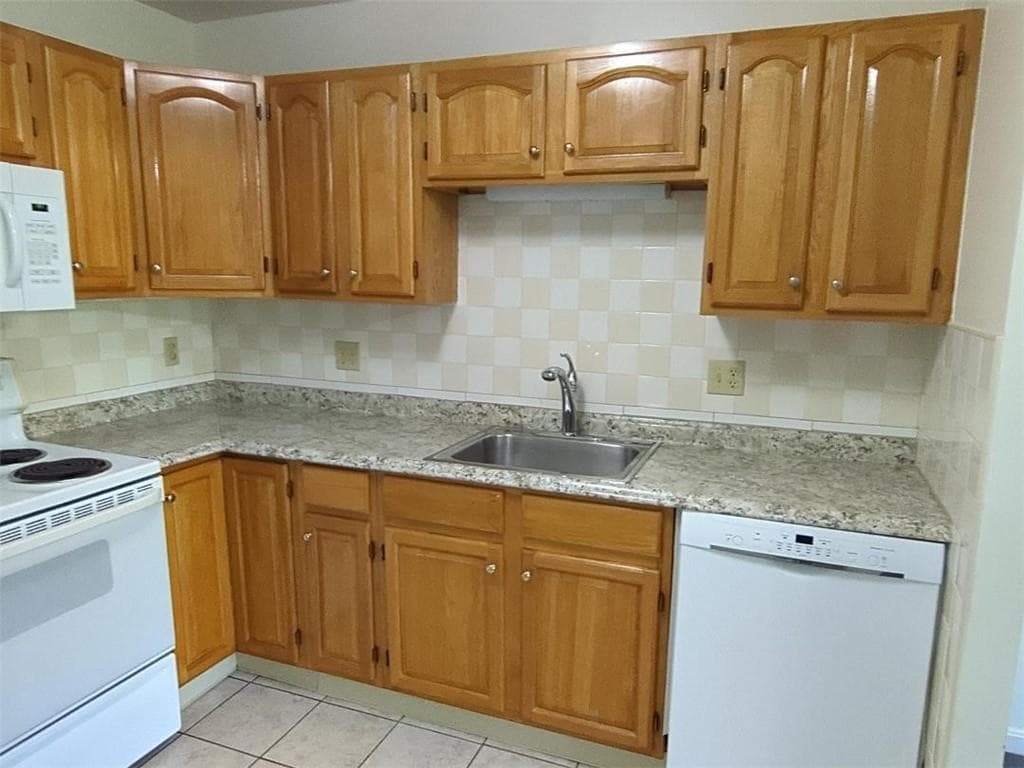 196 Old River Road UNIT 176 photo 4