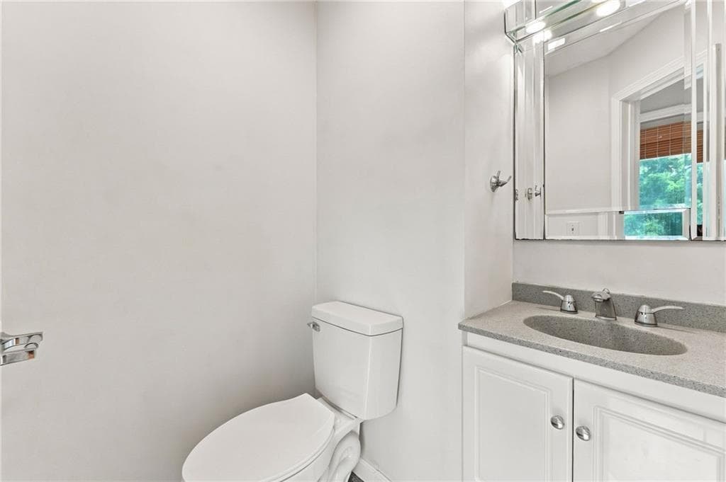 3399 Post Road UNIT 13 photo 16