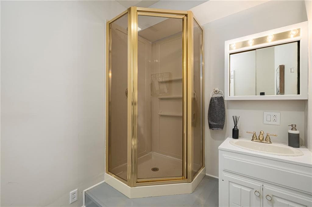 47 King Street UNIT 3 photo 37