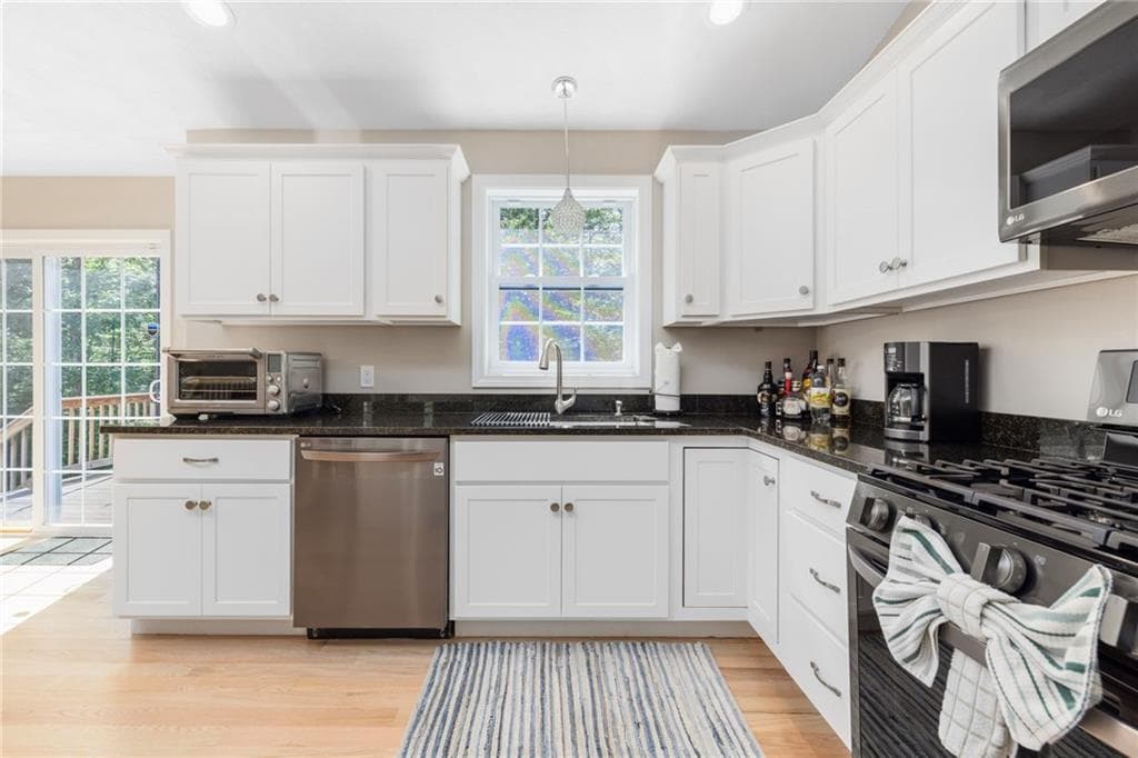 301 Ledge Road photo 16