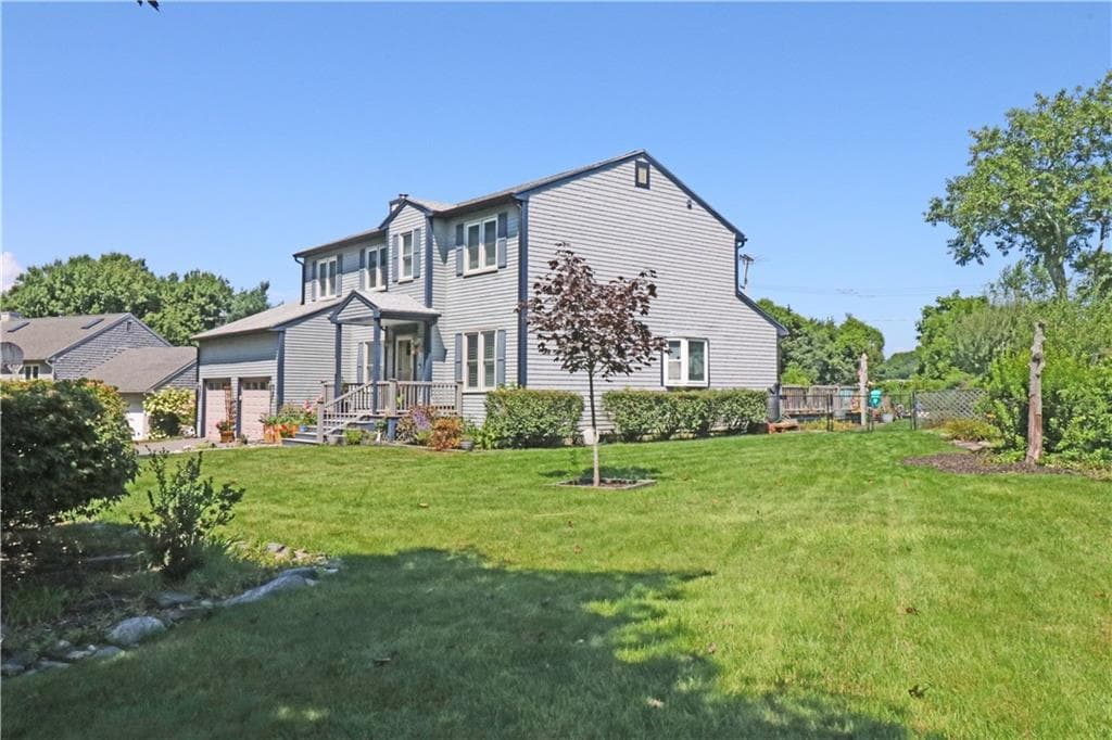 162 Atlantic Drive photo 3