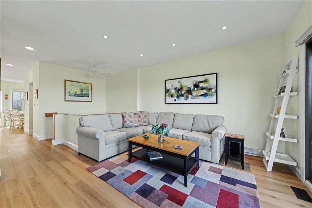12 Sea Breeze Lane photo 14