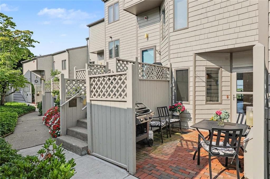 12 Sea Breeze Lane photo 4