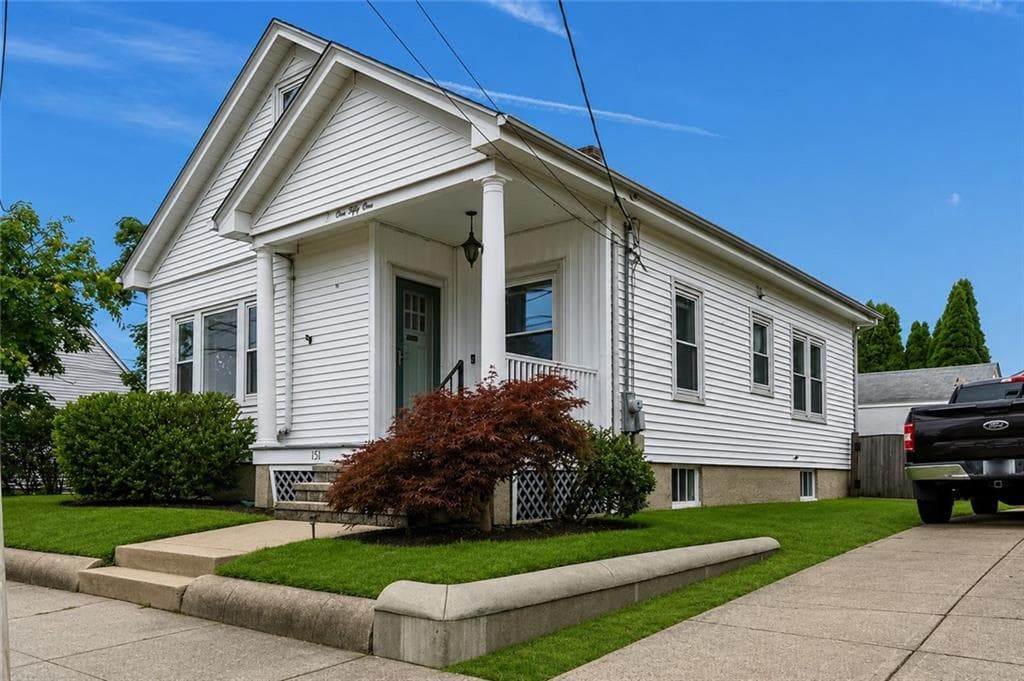 151 Bloomfield Street photo 3