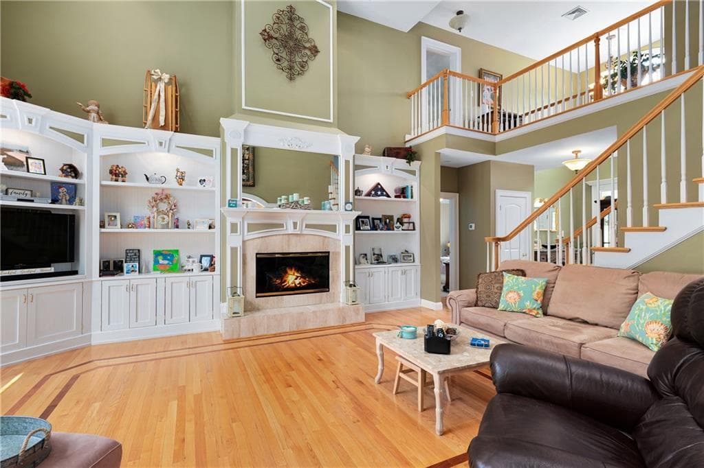 Single Family Residence at 22 Stoney Drive, North Smithfield, photo 10 of 43