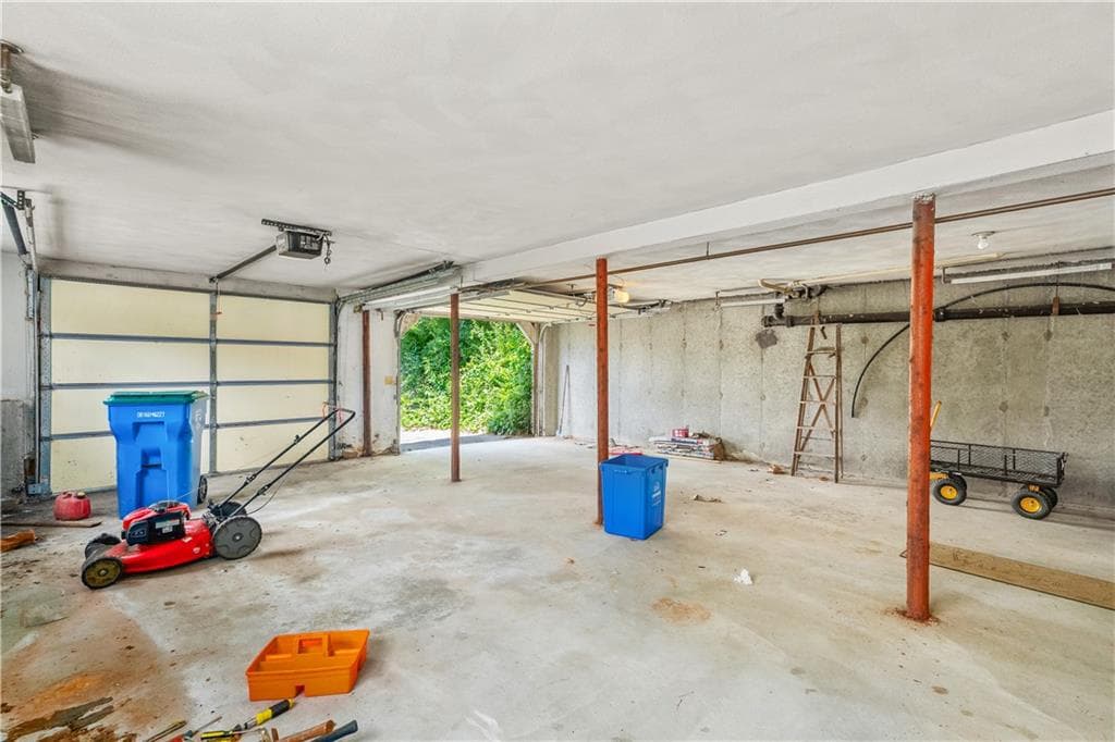 5 Allan Drive photo 17
