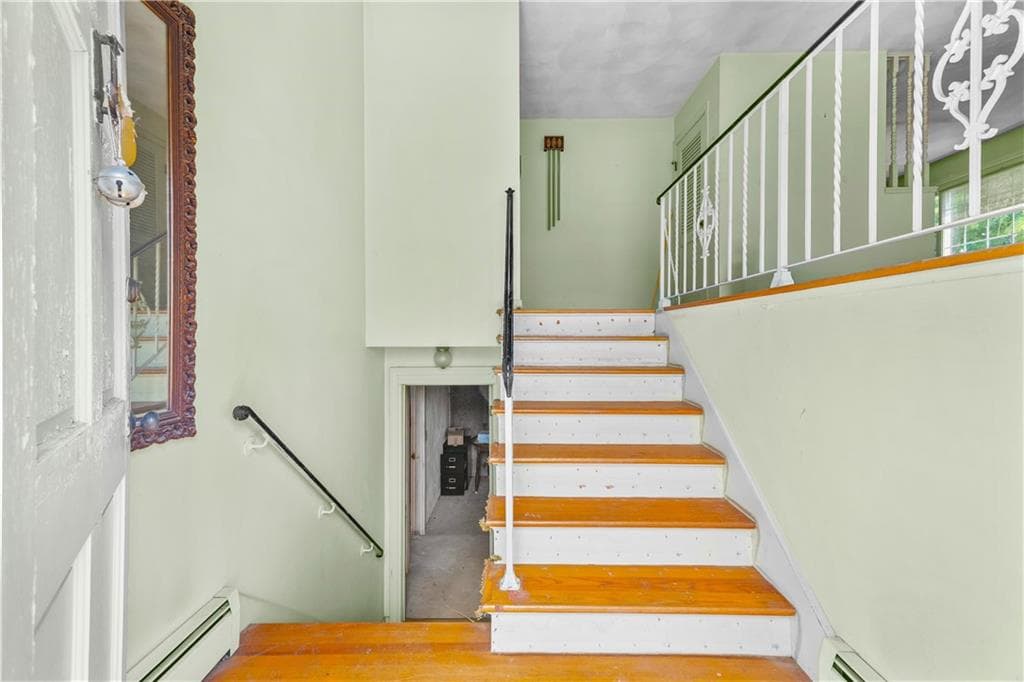 5 Allan Drive photo 3