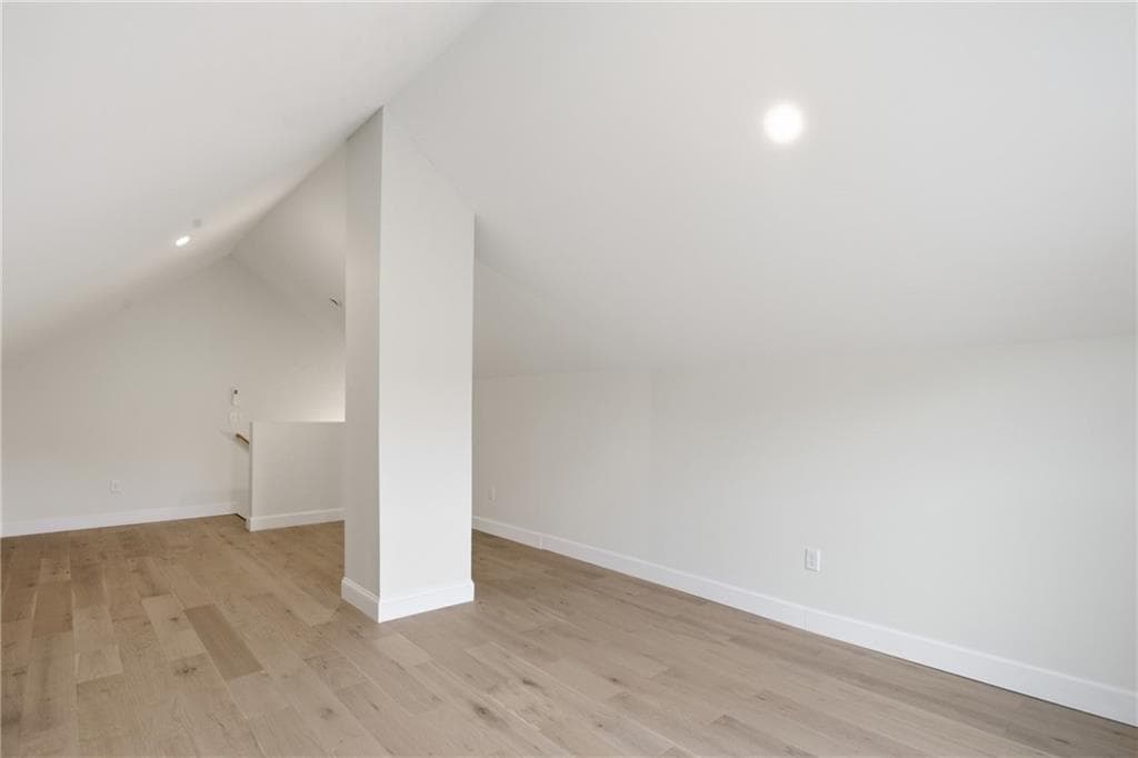 44 Park Place photo 21