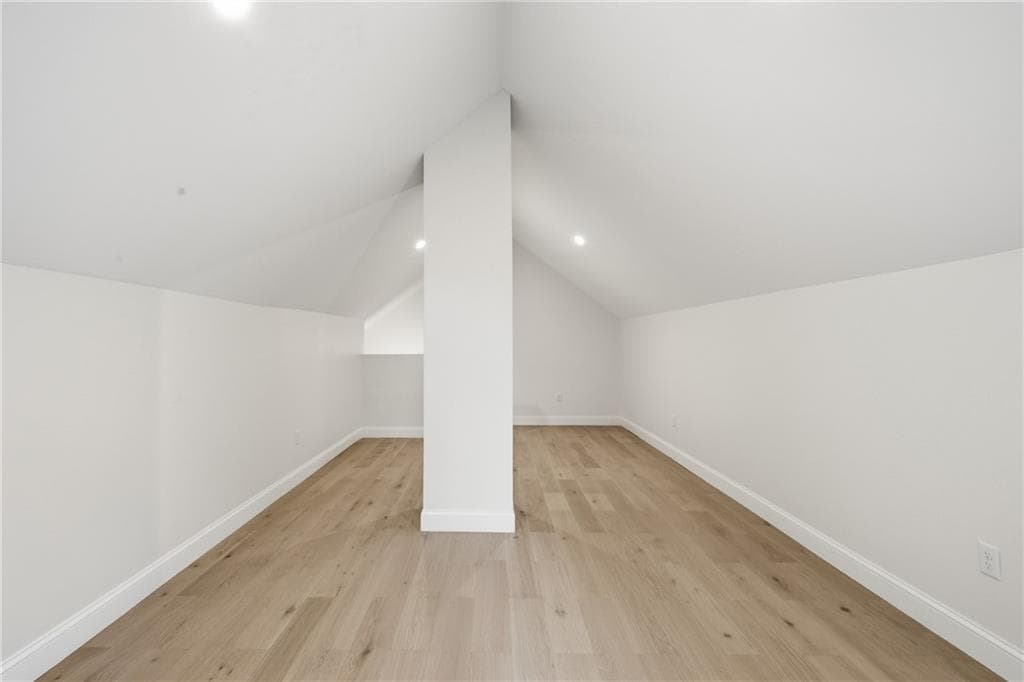 42 Park Place photo 19