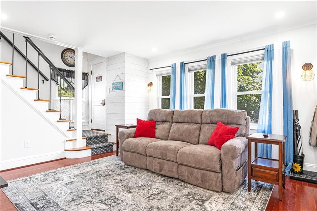 124 Beach Street photo 17