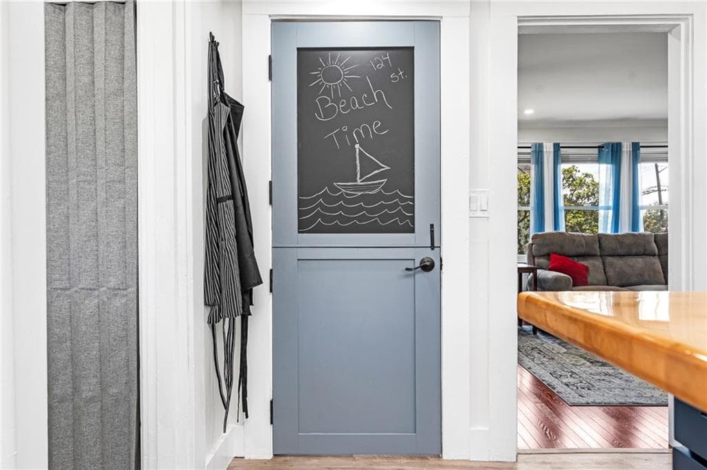 124 Beach Street photo 12