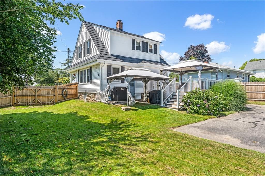 124 Beach Street photo 7