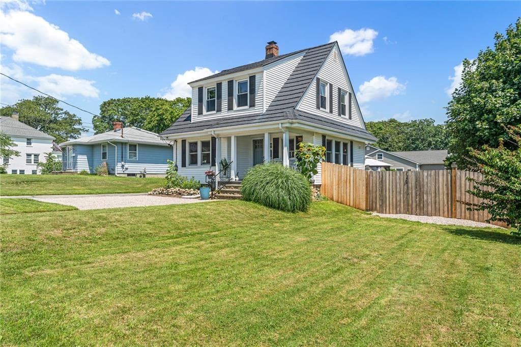 124 Beach Street photo 5