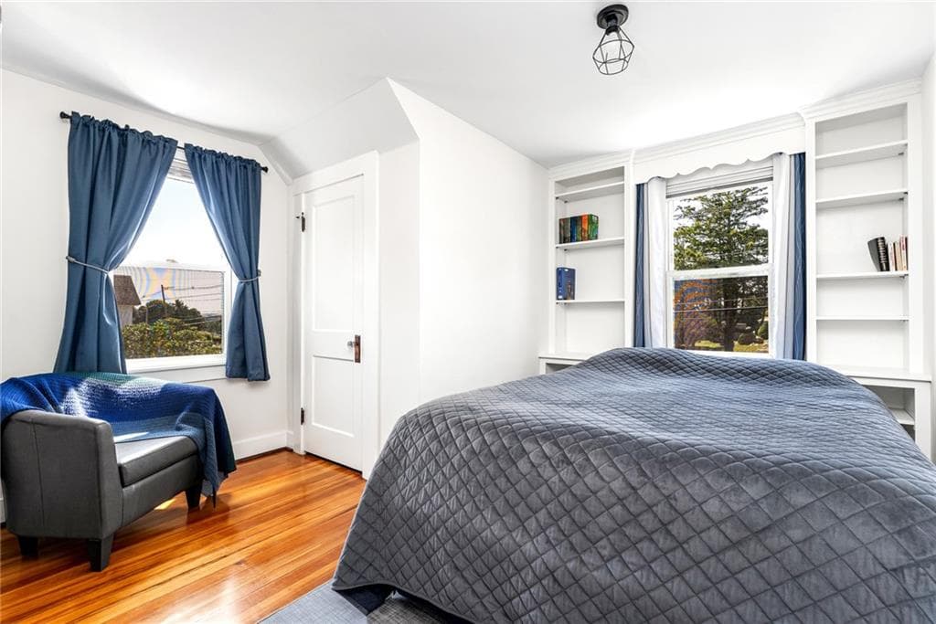 124 Beach Street photo 34