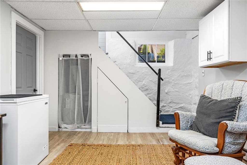 124 Beach Street photo 38