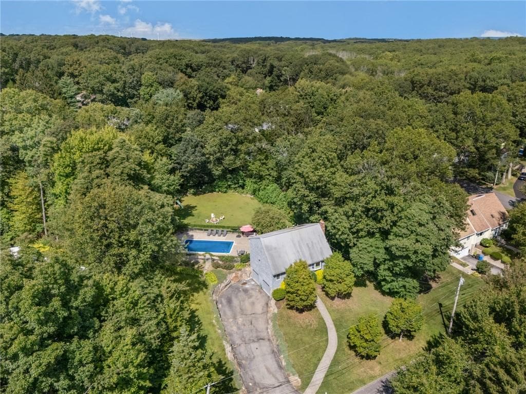 20 Oakridge Drive photo 47