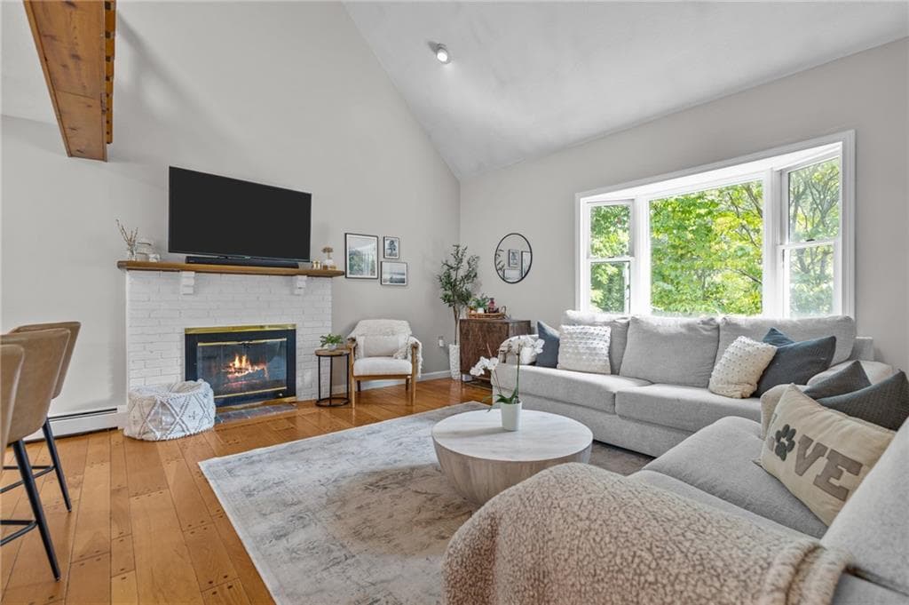 20 Oakridge Drive photo 10