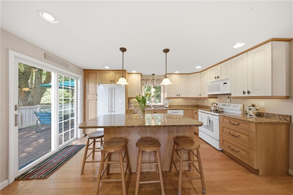 60 Brookwood Road photo 9