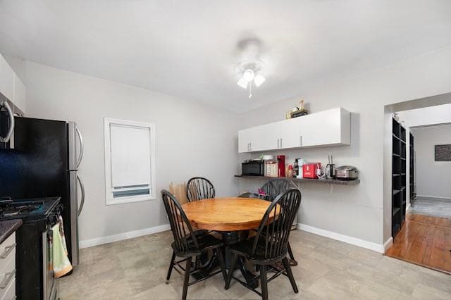 275 Carpenter Street photo 17