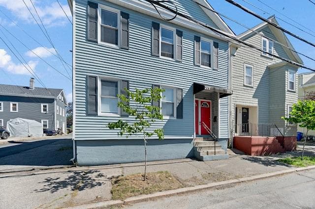 275 Carpenter Street