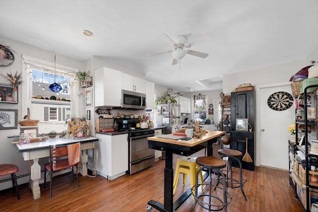 275 Carpenter Street photo 9