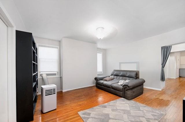 275 Carpenter Street photo 15