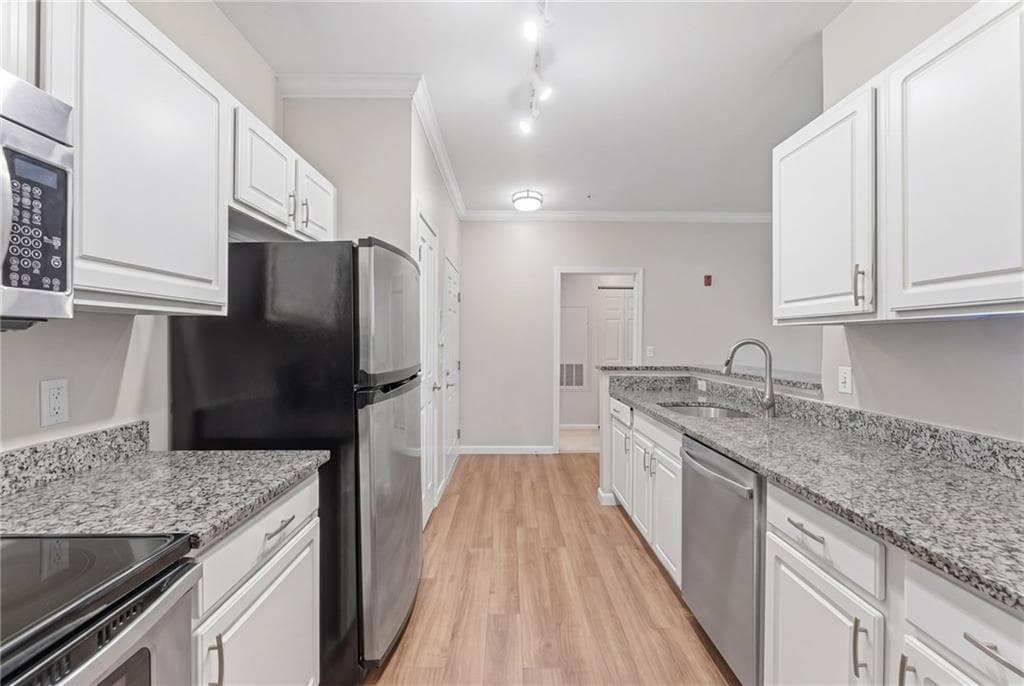 1000 Providence Place UNIT 162 photo 14