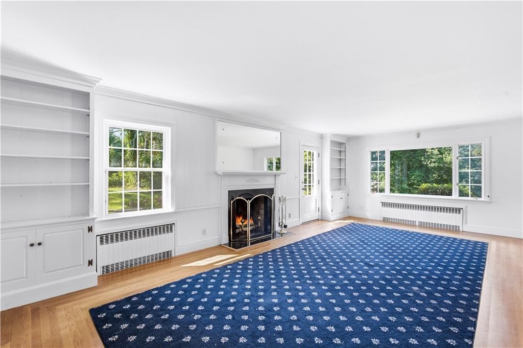 Single Family Residence at 6 Old Pound Hill Road, North Smithfield, photo 6 of 40