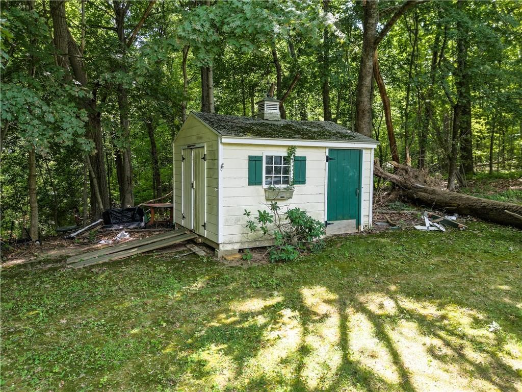 Single Family Residence at 6 Old Pound Hill Road, North Smithfield, photo 33 of 40