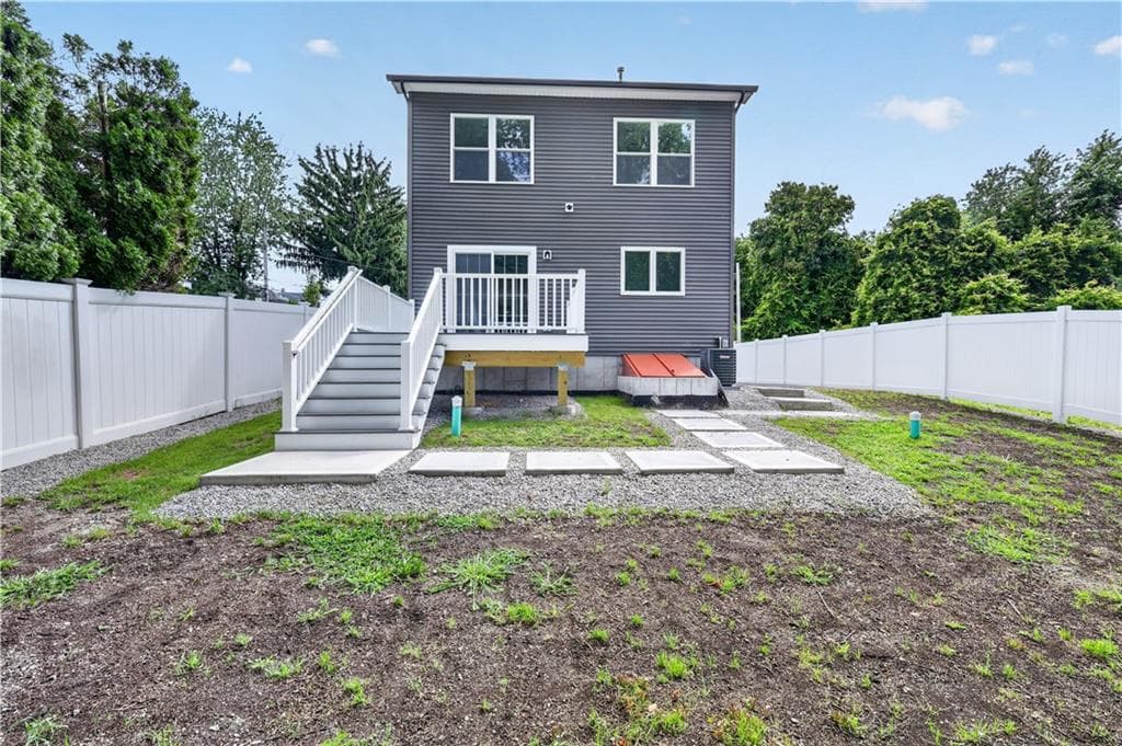 31 Tucker Street photo 22