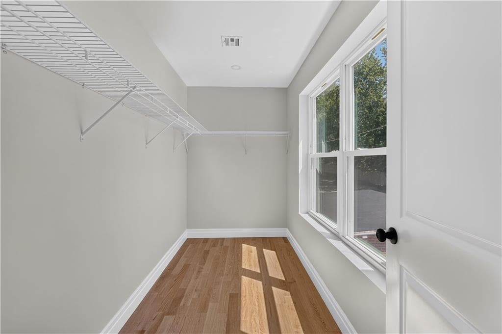 31 Tucker Street photo 19