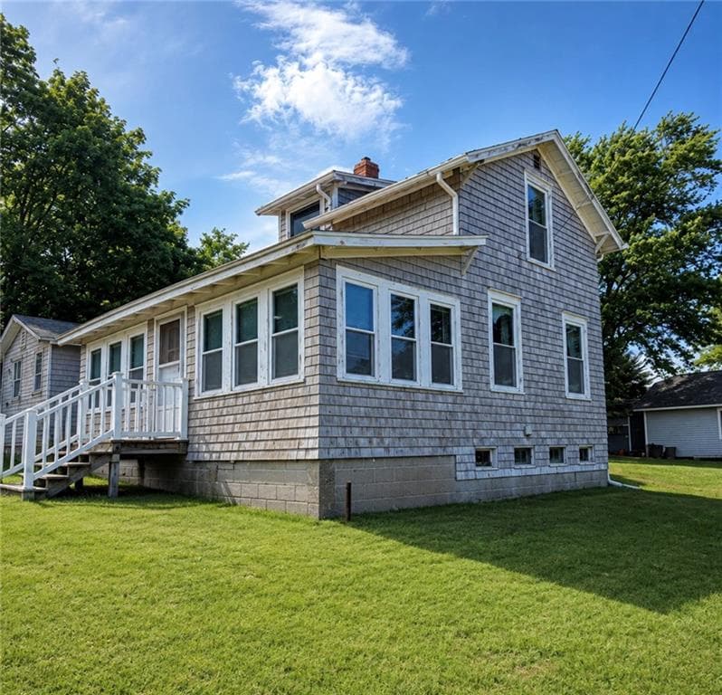 21 Holbrook Avenue