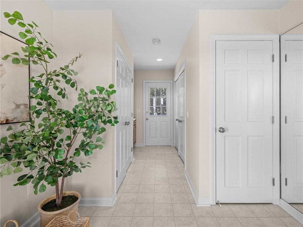 95 Holman Street photo 36