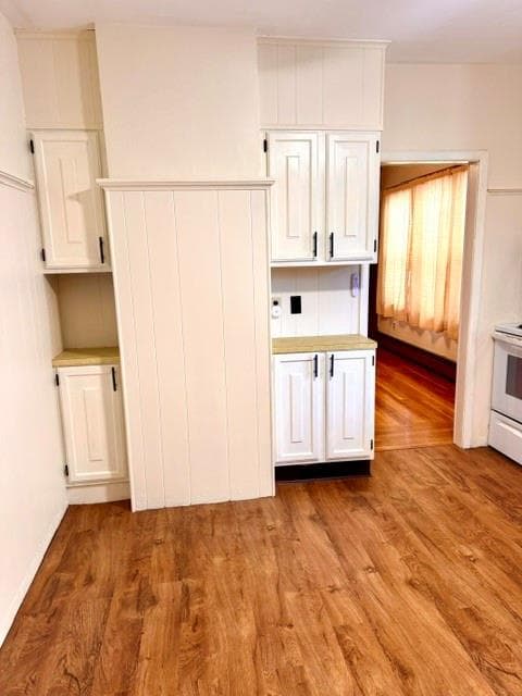 Single Family Residence at 44 Berkley Street, Providence, photo 9 of 21