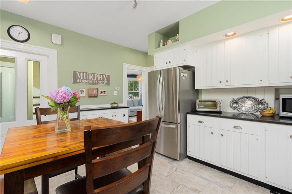 7 Prairie Avenue photo 19