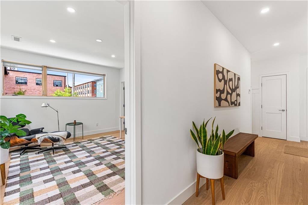 59 Warren Street UNIT 6 photo 9