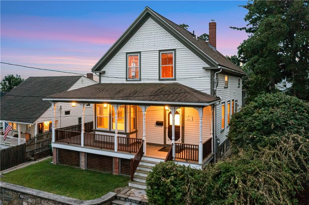 Single Family Residence at 20 Spring Garden Street, Warwick, photo 2 of 50