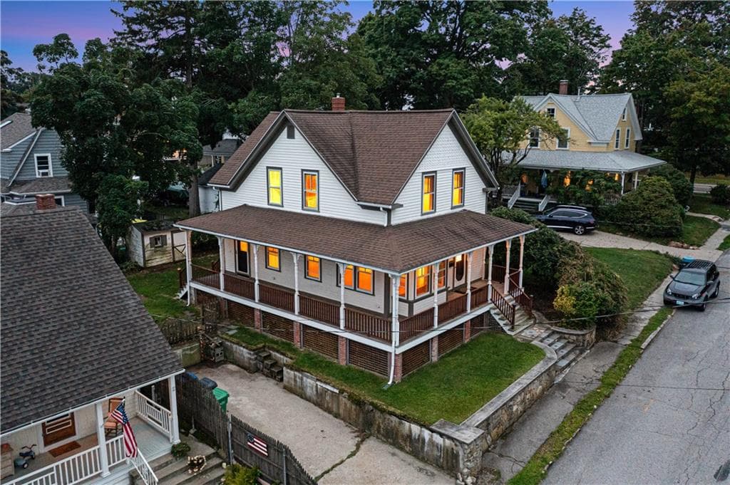 Single Family Residence at 20 Spring Garden Street, Warwick, photo 46 of 50