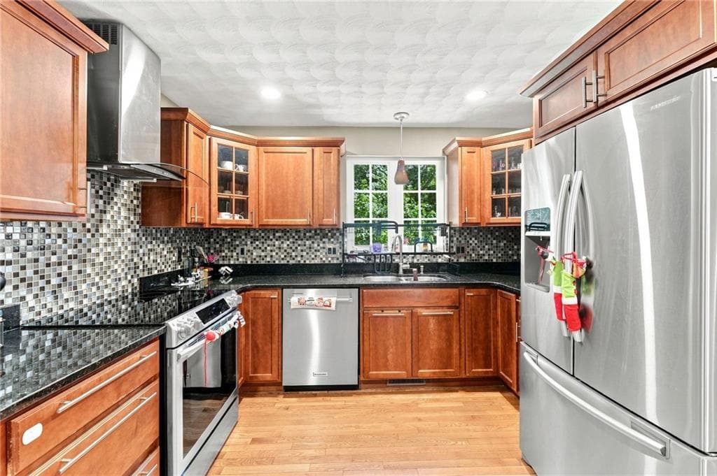 19 Gilcrest Drive photo 4