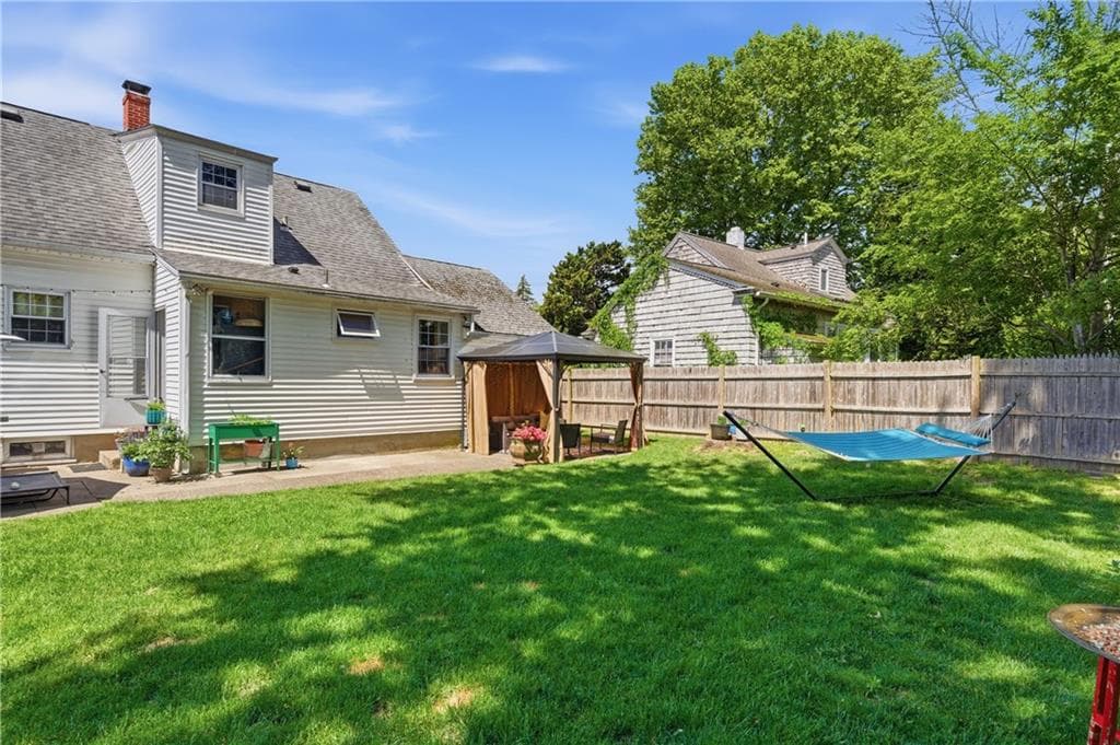69 Roger Williams Avenue photo 5